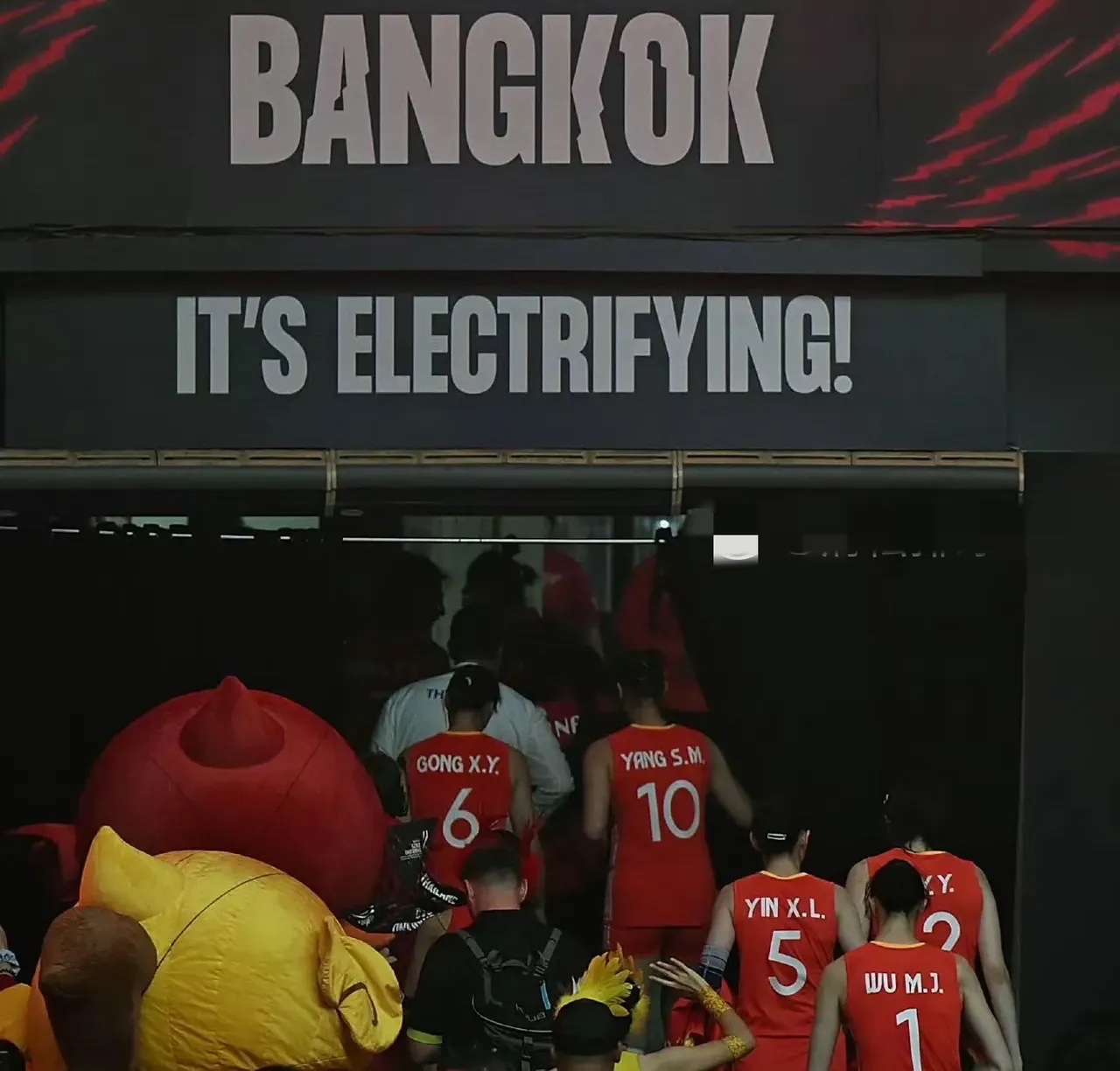 开云官方入口-关于集结日突围战来临，阿森纳围绕亚冠队长鼓劲，球迷炸锅，纪律约束更严格的信息